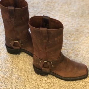 Ladies Leather Boots Size 6